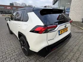 Toyota RAV4 thumbnail 11
