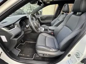 Toyota RAV4 thumbnail 15