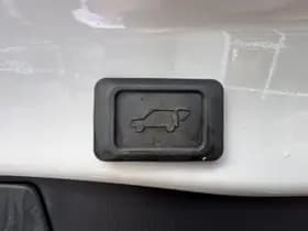 Toyota RAV4 thumbnail 21