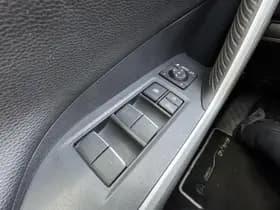 Toyota RAV4 thumbnail 28