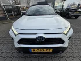 Toyota RAV4 thumbnail 6