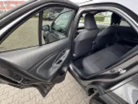 Toyota Yaris Cross thumbnail 54