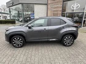 Toyota Yaris Cross thumbnail 2