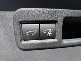 Toyota C hr thumbnail 20