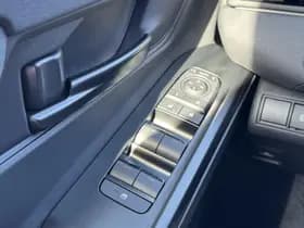 Toyota C hr thumbnail 27