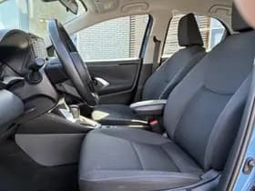 Toyota Yaris thumbnail 16