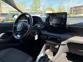 Toyota Yaris thumbnail 18
