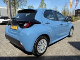 Toyota Yaris thumbnail 3