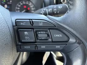 Toyota Yaris thumbnail 24