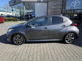 Toyota Yaris thumbnail 2