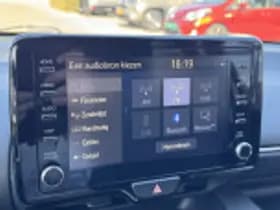 Toyota Yaris thumbnail 60