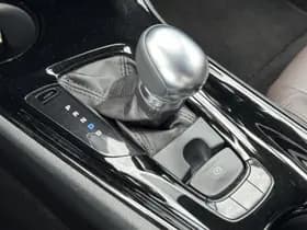 Toyota C hr thumbnail 33