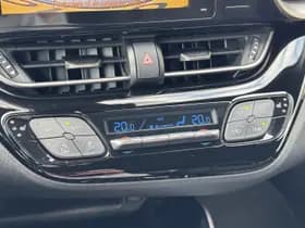Toyota C hr thumbnail 35