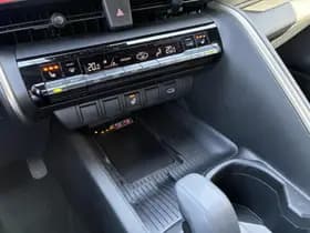Toyota C hr thumbnail 31