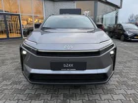 Toyota bZ4X thumbnail 17