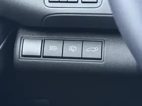 Toyota bZ4X thumbnail 35