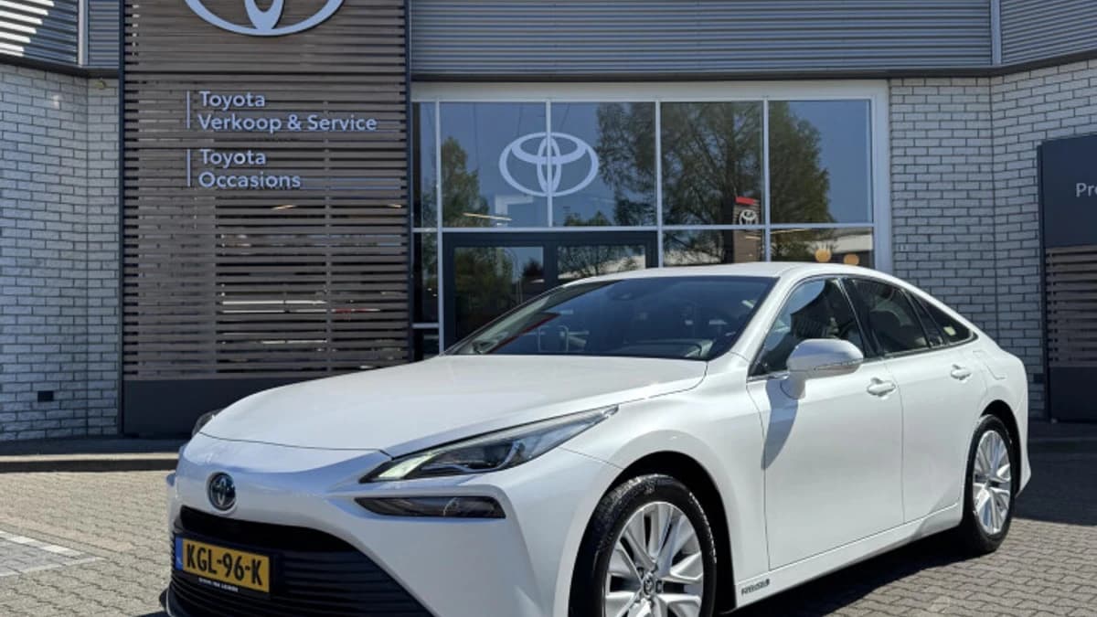 Toyota Mirai — foto 1