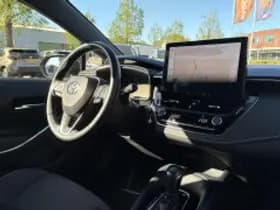 Toyota Corolla thumbnail 3