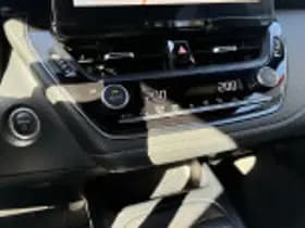 Toyota Corolla thumbnail 57