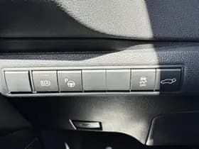 Toyota Corolla thumbnail 31