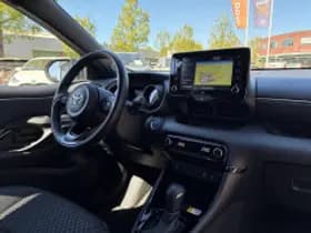 Toyota Yaris thumbnail 3