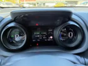 Toyota Yaris thumbnail 56