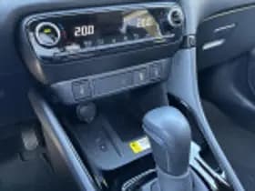 Toyota Yaris thumbnail 61