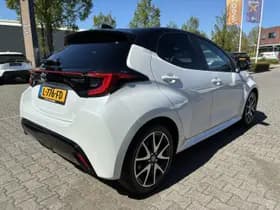 Toyota Yaris thumbnail 8