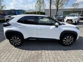 Toyota Yaris Cross thumbnail 75