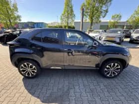 Toyota Yaris Cross thumbnail 6