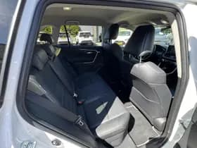 Toyota RAV4 thumbnail 25