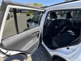 Toyota RAV4 thumbnail 64