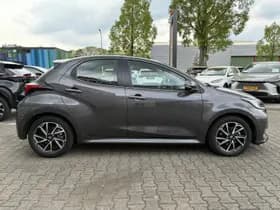 Toyota Yaris thumbnail 17