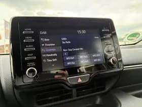 Toyota Yaris thumbnail 32