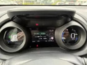 Toyota Yaris thumbnail 51