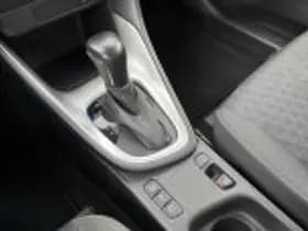 Toyota Yaris thumbnail 55