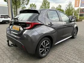 Toyota Yaris thumbnail 8