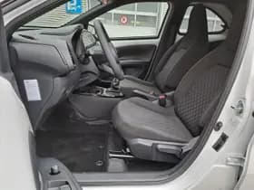 Toyota Aygo X thumbnail 13