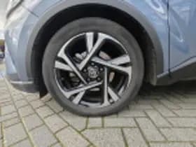 Toyota C hr thumbnail 65