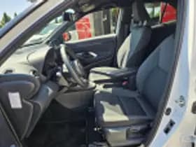 Toyota Yaris Cross thumbnail 38