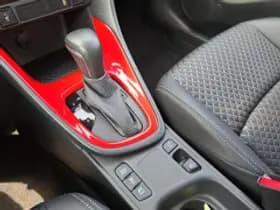 Toyota Yaris thumbnail 4