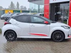 Toyota Yaris thumbnail 39