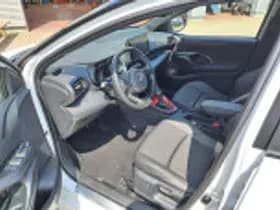 Toyota Yaris thumbnail 42