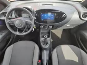 Toyota Aygo X thumbnail 3