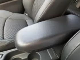 Toyota Yaris thumbnail 53