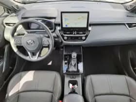 Toyota Corolla thumbnail 3