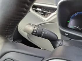 Toyota Corolla thumbnail 33