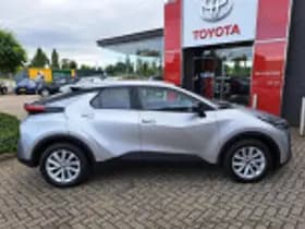 Toyota C hr thumbnail 30