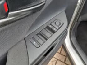 Toyota C hr thumbnail 37