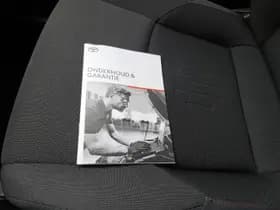Toyota C hr thumbnail 30